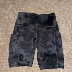 lululemon athletica Black Tie-Dye Bike Shorts